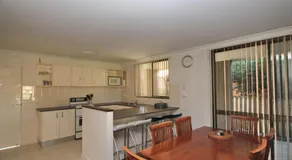 CASA FRASERS- 23 Castle St Laurieton - Image 3