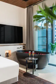 SFEEL设计师酒店Designer Hotel重庆南滨路长江索道店 - Image 2