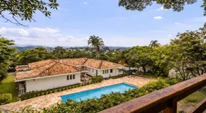 Casa Alto Padrao com Churrasqueira e Piscina - Image 4