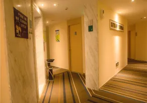 City Comfort Inn Yizhou Liusanjie Square - Image 3