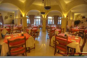 Cornucopia Hotel - Image 5