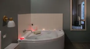 Zaro Suites B&B - Image 3
