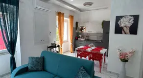 Corso Italia Holiday Home - Image 2