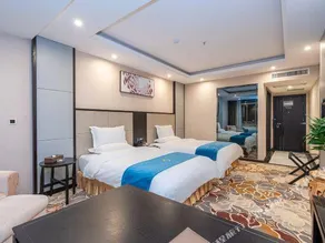 Yan He Garden Hotel - Image 2