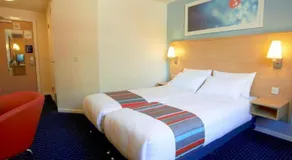 Travelodge Colchester Feering - Image 5