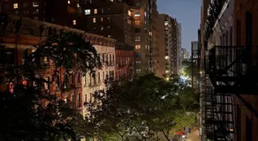 Elegant Upper East Side Studio Retreat Near Central Park and The Met - Image 2
