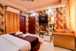 Hotel Royal Sky Luxury Near Delhi Airport - Image 5