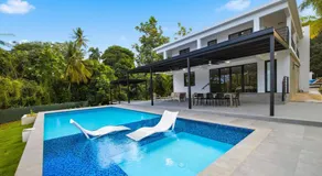 Rainforest Retreat 6BR Private Pool Home for Groups - Image 4