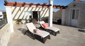 Utković Beachfront Apartments - Image 5
