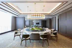 Wuhan Lin Konggang Exhibition Hotel - Image 5