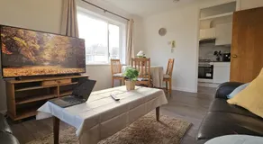 Chiswick Residence Homeshare - Image 2