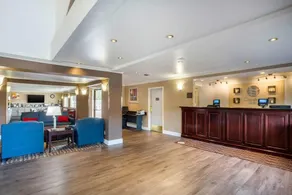 Quality Inn - Image 4