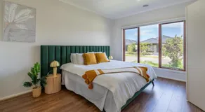 Homely Entire house in Clyde - Image 2