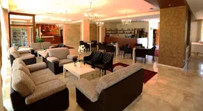 Hotel Quercus - Image 3
