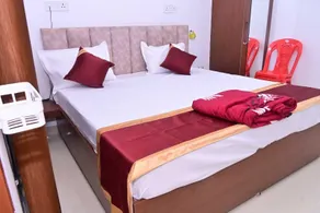 SPOT ON Sky Hotel 2 - Image 2