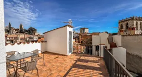 Ganganell Àtic. Apartamento con terraza en Besalú - Image 4