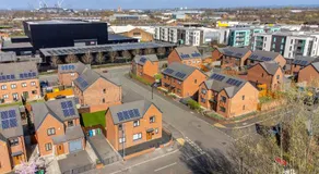 Large Family House with free parking - 3 bedrooms 6 beds - Image 4
