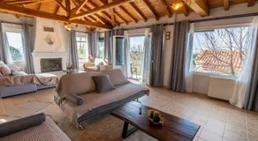 Villa George in Skiathos - Image 2