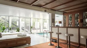 Exclusive Lakefront Mansion with pools in Stockholm - Image 4