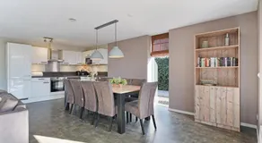 Villa Mastlo 2x 10 persons Ouddorp large garden, 1500 meters to the dunes and beach with 2 jacuzzi's - not for companies - Image 4