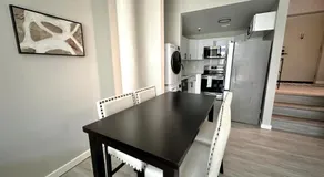 2 bdrm Modern & Hip Apt with Private Patio - Image 5