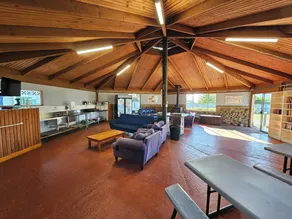 Snug Beach Cabin and Caravan Park - Image 4