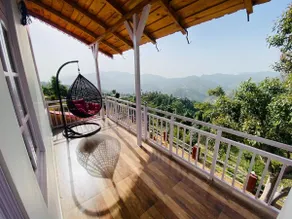 Clever Hills Homestay - Image 3