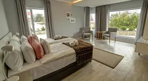 Atlantic Garden Boutique Hotel - Image 2
