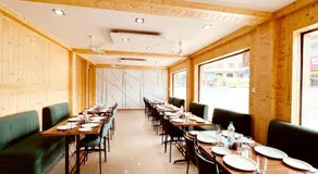 Hotel Amit - 5 Mins Drive to Airport - Image 2