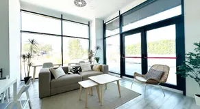 Urban Sky View Apartment - Image 2
