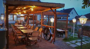 Roastineer Hotel - Image 3