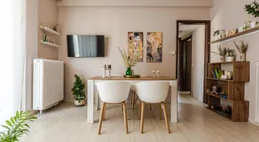 Cozy seaside penthouse with sea & mountain view. - Image 2