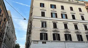 Rome Termini Rooms 4 - Image 2