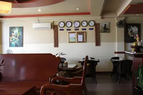 Golden Noura Villa-Pub & Restaurant - Image 4