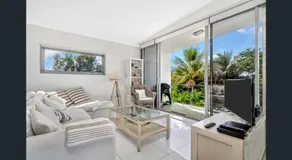 Penthouse Dunk Island Views Prime Village Location - Image 2