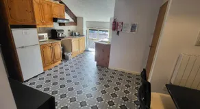 Crew's Apartment - Image 5