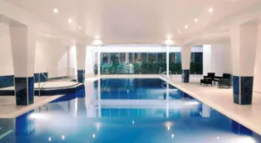 The Luxury Central Cardiff Signature Hotel By Belvilla - Image 4