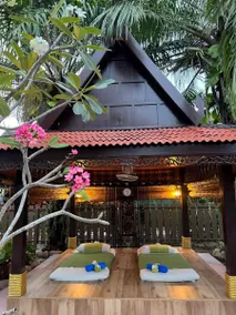 Paradise Pearl Bungalows - Image 4