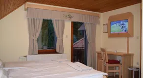 Farm Stay "Alpine Dreams" - Image 2