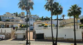 3 Bedroom Villa with Sea Views and Private Pool - Image 3