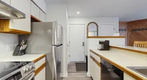 Cozy Mountain Base Retreat - Image 4