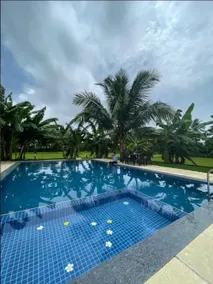 Leela beachside stay - Image 3