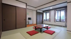 Shiga Lake Hotel - Image 5