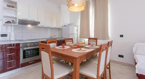 Appartement de deux chambres avec la terrasse et la vue sur le mer Brela, Makarska (A-20065-b) - Image 4