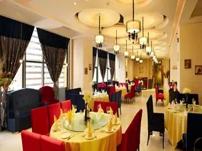 Wuhan Future City Hotel - Image 4