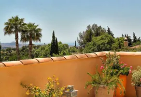 Le Clos du Jas - Image 1