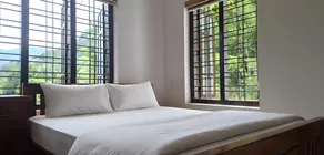 Marayoor 4 bedroom surya homestay - Image 5