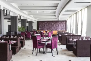 MM Continental Hotel - Image 4