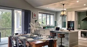Team Luxury Home for Short or Long Stays - Image 3