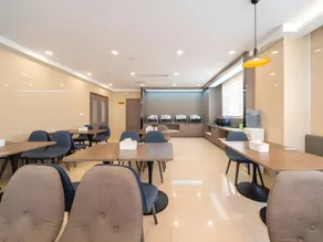 Geli Hotel Shanghai Pudong New District Disney Boulevard Xiupu Road - Image 3